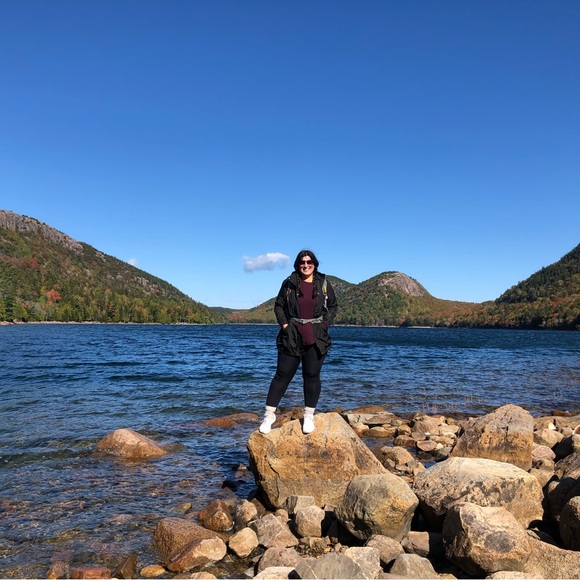 Meet your Poshie, Lauren! - Picture 5 of 6